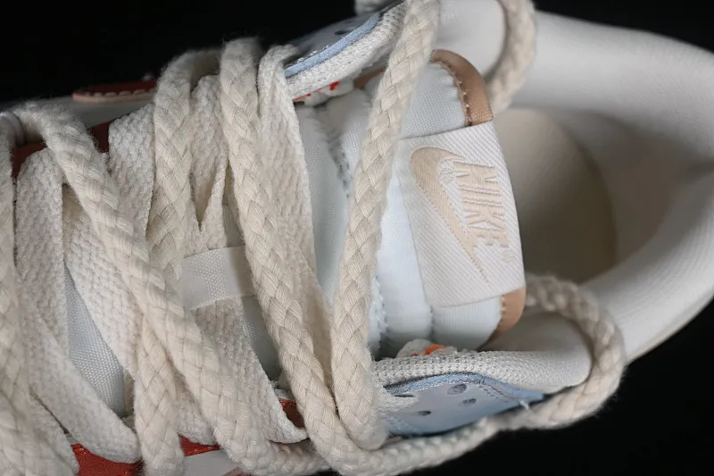 All Categories Nk SB Dunk Series Nk SB Dunk Low Low-top sneakers Nk Dunk Low Retro Coast Blue White Brown Street classic and versatile SB strap low-top casual sneakers DV0831-003